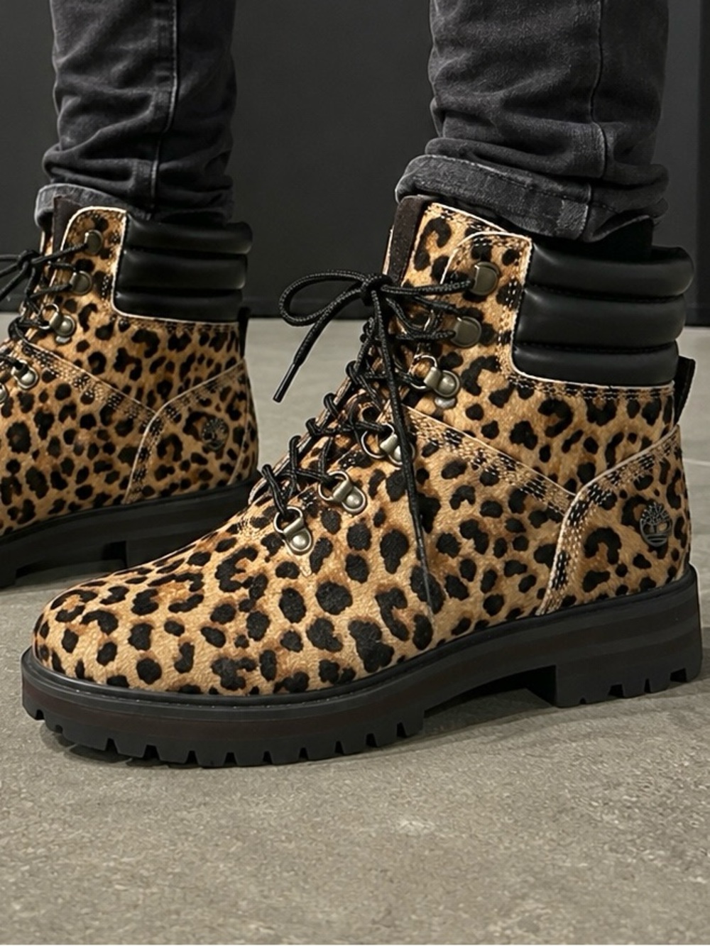 Leopard Print Lace-Up timberland Ankle Boots- women’s size 7